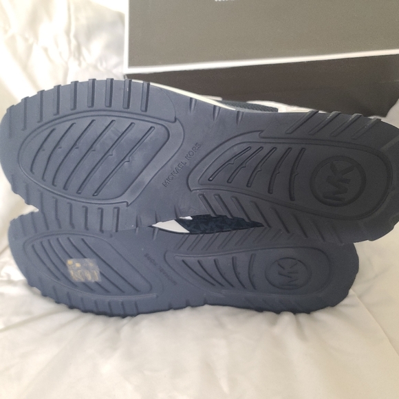 MICHAEL KORS MAN SHOE - Picture 4 of 10